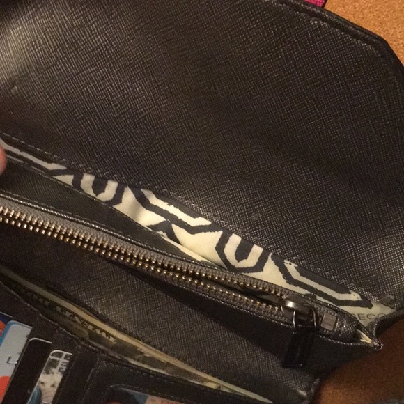 EUC Hot Pink Rebecca Minkoff Trifold Wallet - Picture 6 of 8